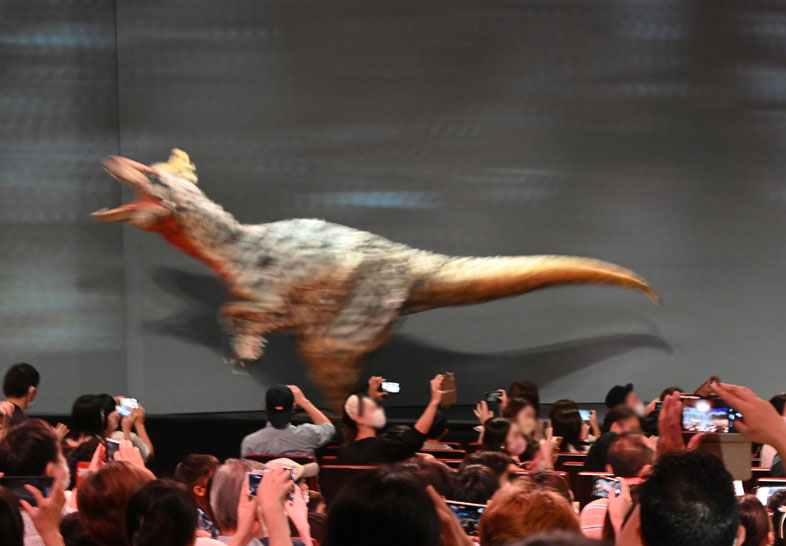 「TIME DIVER 」の恐竜の写真